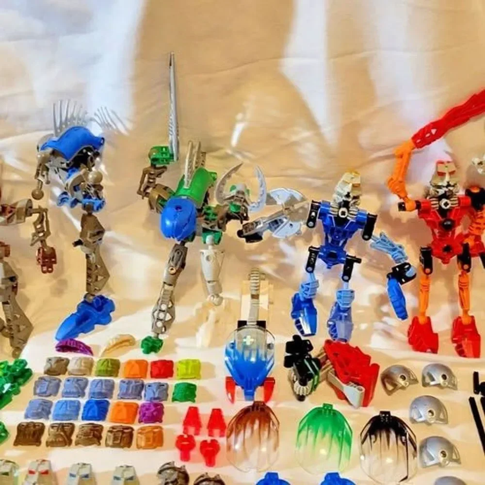 Lego bionicle large